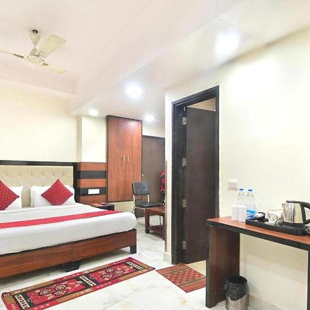 Hotel Emporio View - New Delhi Railway Station - Paharganj מראה חיצוני תמונה