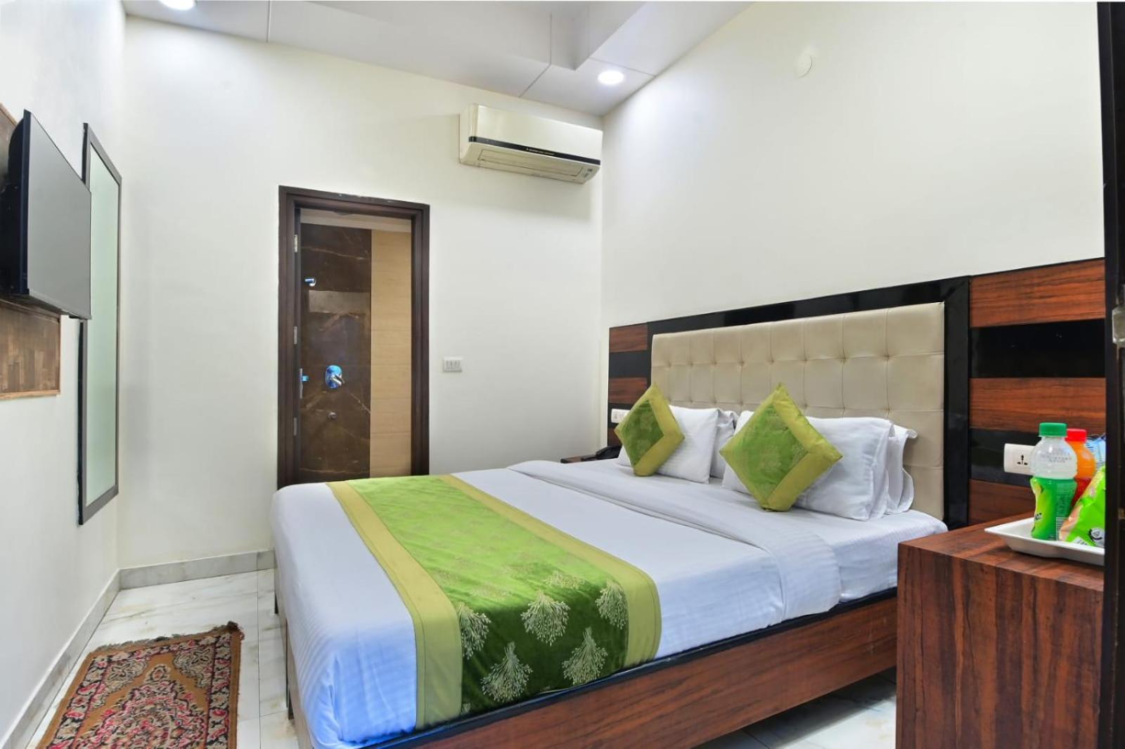 Hotel Emporio View - New Delhi Railway Station - Paharganj מראה חיצוני תמונה