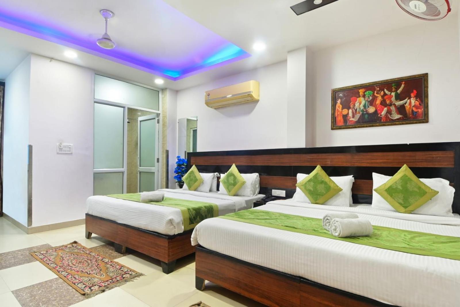 Hotel Emporio View - New Delhi Railway Station - Paharganj מראה חיצוני תמונה