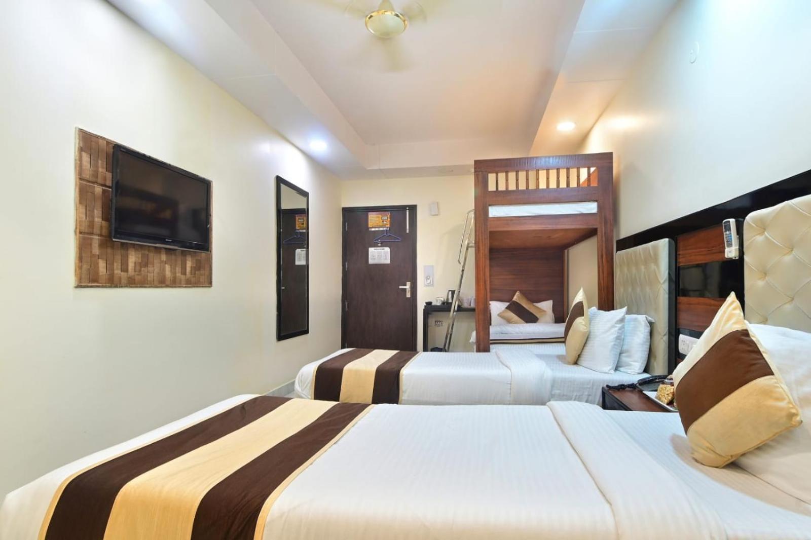 Hotel Emporio View - New Delhi Railway Station - Paharganj מראה חיצוני תמונה